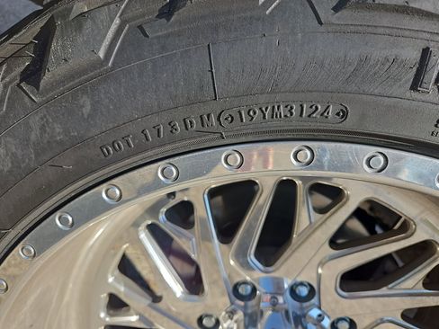 Used 2024 GMC Sierra 2500 Denali w/ Technology Package image 15