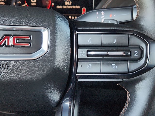 Used 2025 GMC Yukon AT4 w/ LPO, Floor Liner Package AWD/4WD image 42