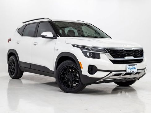 Used 2023 Kia Seltos EX image 5