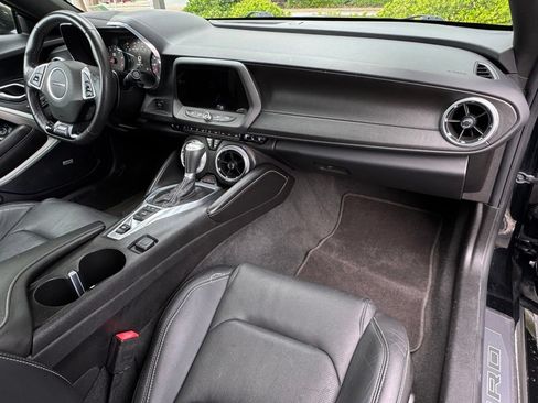 Used 2016 Chevrolet Camaro SS RWD image 19