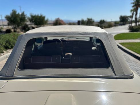 Used 1991 Bentley Continental RWD image 22