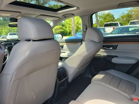 Used 2019 Honda CR-V Touring image 25