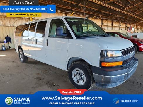 Used 2017 Chevrolet Express 3500 LT w/ LT Preferred Equipment Group image 5