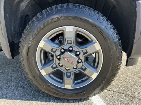 New 2026 GMC Sierra 2500 SLT w/ SLT Premium Package image 16