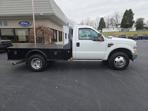 Used 2008 Ford F350 XLT image 2