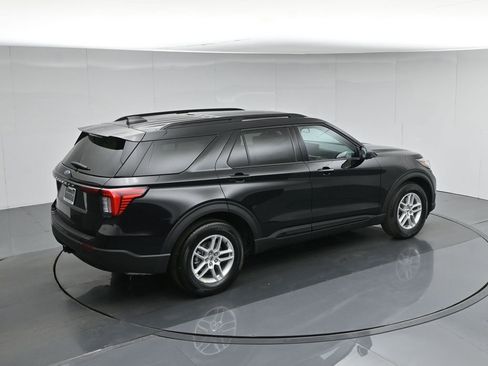 New 2026 Ford Explorer Active RWD image 40
