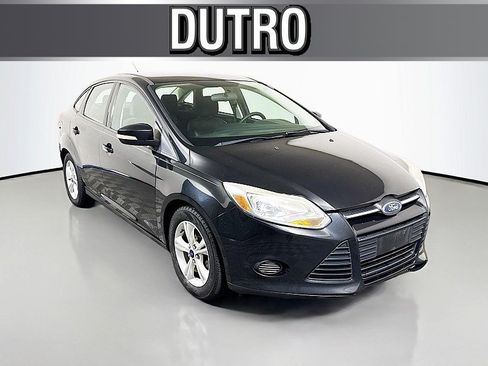 Used 2014 Ford Focus SE w/ SE Winter Package FWD image 1
