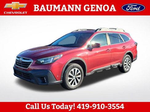 Used 2020 Subaru Outback Premium AWD/4WD image 1