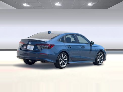 Used 2025 Honda Civic Sport Touring image 9