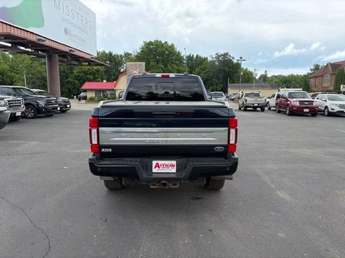 Used 2022 Ford F250 Platinum AWD/4WD image 5