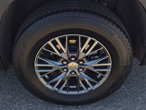 Used 2026 Chevrolet Traverse LT w/ LPO, Floor Liner Package AWD/4WD image 7