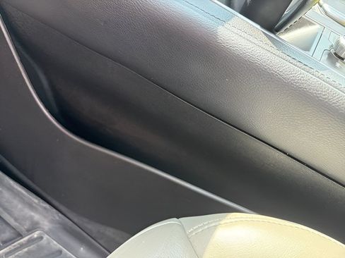 Used 2019 Cadillac XT4 Premium Luxury w/ Cold Weather Package FWD image 40