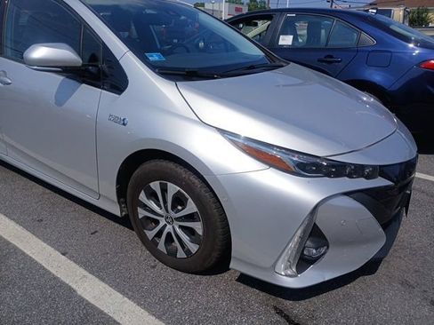 Used 2020 Toyota Prius Prime Limited FWD image 1