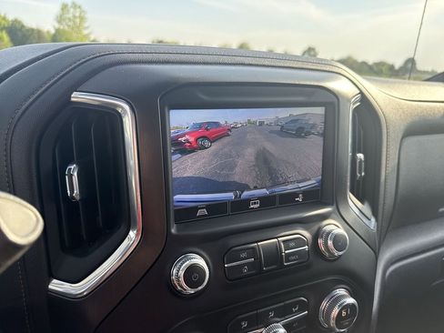 Certified 2022 GMC Sierra 1500 AT4 w/ AT4 Premium Package image 21