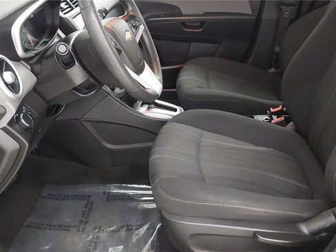 Used 2019 Chevrolet Sonic LT image 22
