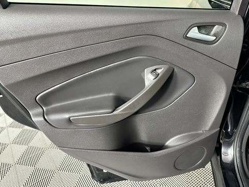 Used 2018 Ford Escape SEL w/ Ford Safe & Smart Package image 24