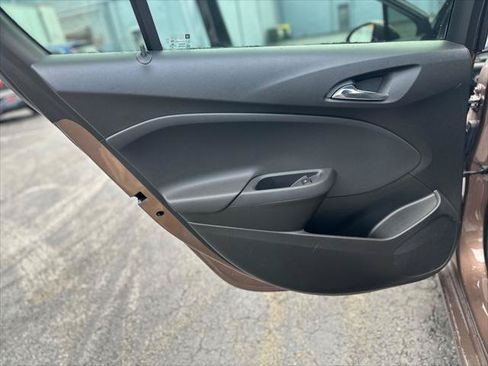 Used 2019 Chevrolet Cruze LS w/ LS Convenience Package FWD image 16