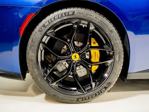 Certified 2019 Ferrari GTC4Lusso T image 15