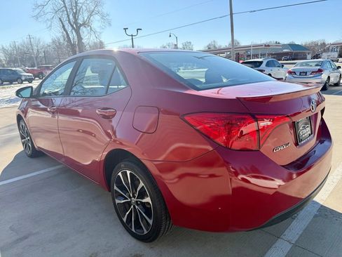 Used 2017 Toyota Corolla SE w/ Carpet Mat Package (TMS) FWD image 7