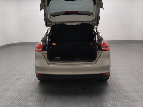 Used 2015 Ford Focus SE w/ Equipment Group 201A FWD image 29