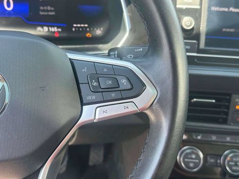 Used 2024 Volkswagen Jetta SE FWD image 24