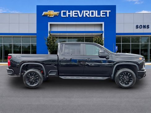 New 2026 Chevrolet Silverado 2500 Custom w/ Custom Value Package AWD/4WD image 4