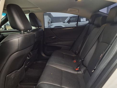 Used 2019 Lexus ES 350 w/ Premium Package image 12