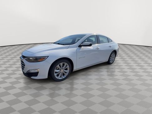 Used 2024 Chevrolet Malibu LT image 4