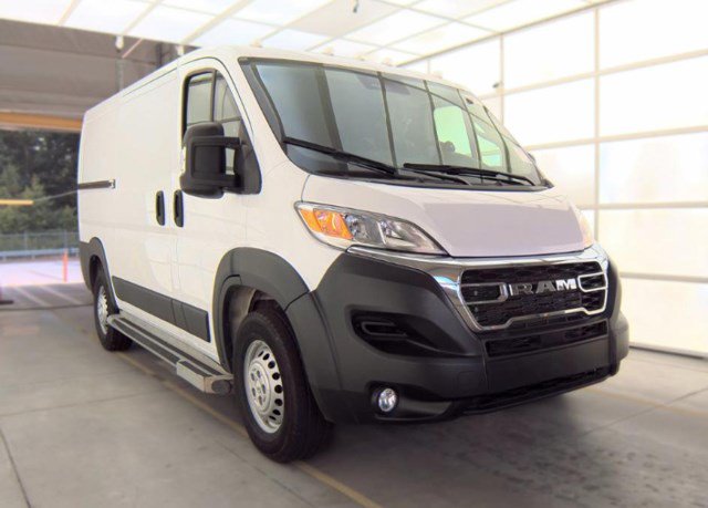 Used 2025 RAM ProMaster 2500 w/ U-Haul Equipment Group FWD image 2