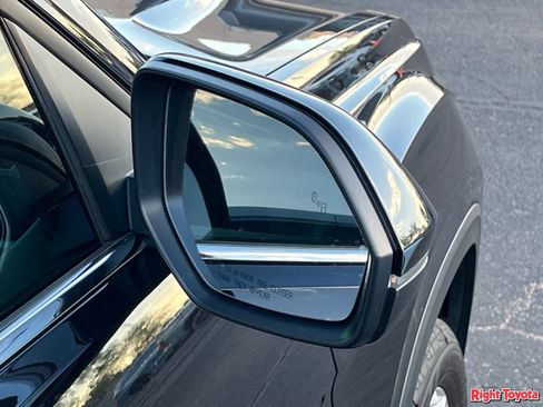 Used 2019 Volkswagen Atlas SE FWD image 10
