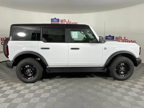 New 2026 Ford Bronco Outer Banks AWD/4WD image 2