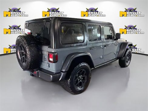 Used 2024 Jeep Wrangler Willys image 4
