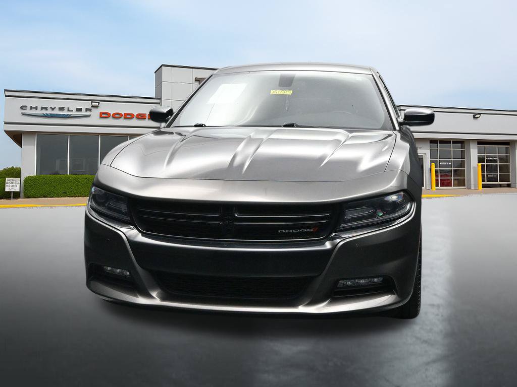 Used 2020 Dodge Charger SXT w/ Blacktop Package AWD/4WD image 8