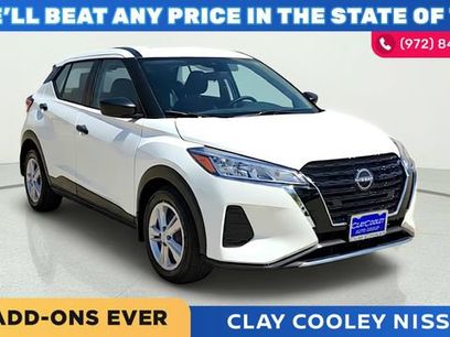 Certified 2025 Nissan Kicks Play S