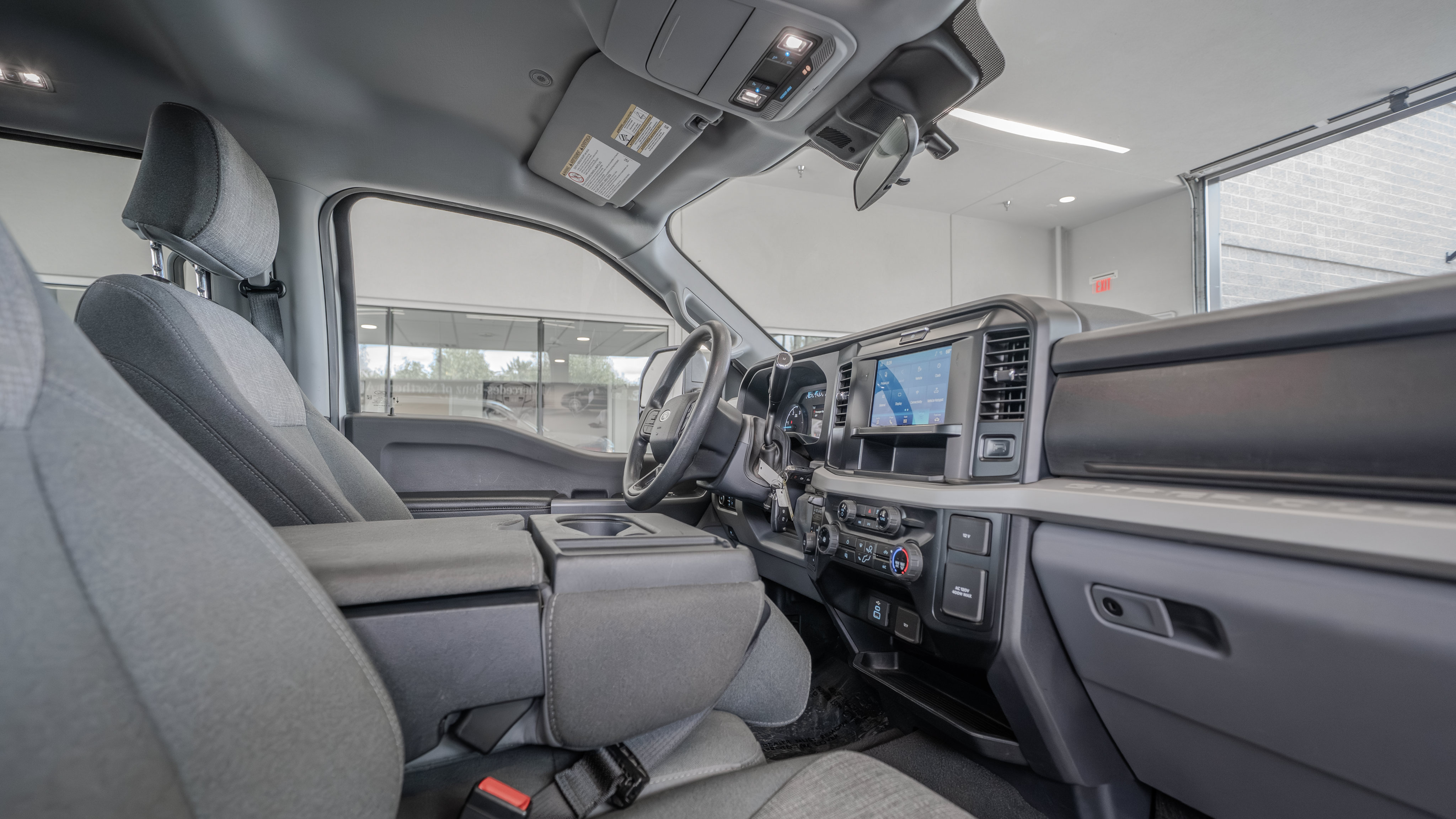 Used 2025 Ford F250 XLT AWD/4WD image 17