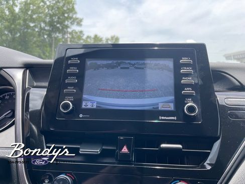 Used 2024 Toyota Camry SE FWD image 6