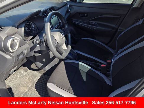 Used 2025 Nissan Versa S w/ Trunk Package FWD image 17