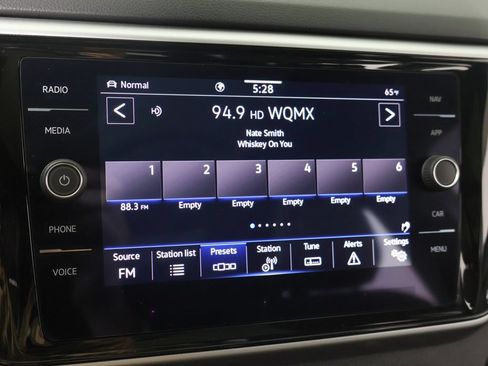 Used 2023 Volkswagen Atlas Cross Sport SEL R-Line AWD/4WD image 52