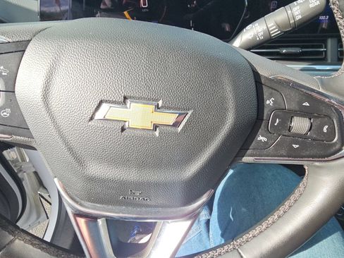Used 2024 Chevrolet Trax LT w/ Driver Confidence Package FWD image 12