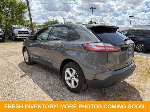 Used 2024 Ford Edge SE image 4