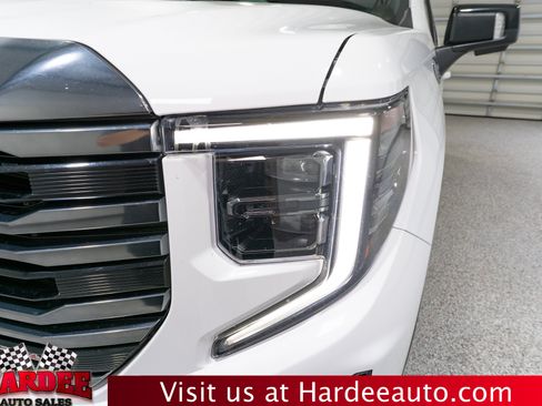 Used 2023 GMC Sierra 1500 AT4 w/ AT4 Preferred Package AWD/4WD image 7