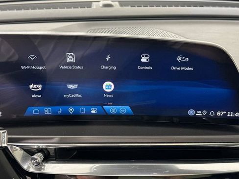Used 2024 Cadillac Lyriq Tech AWD/4WD image 15