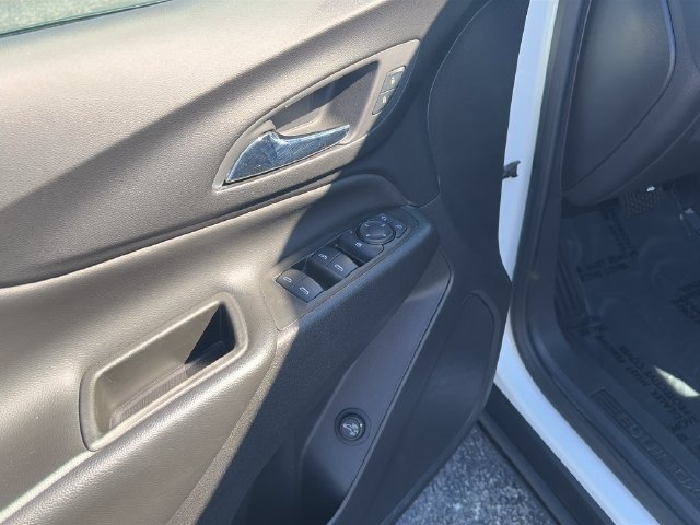 Used 2024 Chevrolet Equinox LT AWD/4WD image 17