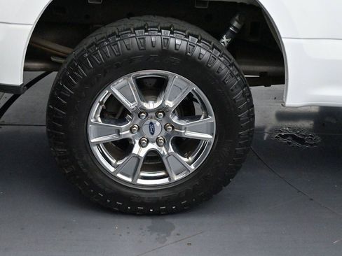 Used 2015 Ford F150 XLT w/ Equipment Group 302A Luxury AWD/4WD image 33