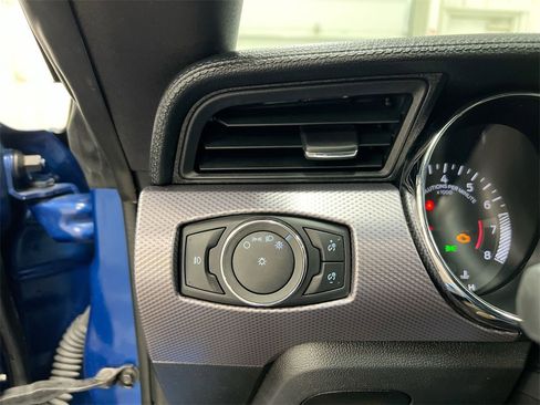 Used 2017 Ford Mustang Coupe image 17