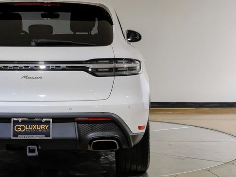 Used 2023 Porsche Macan AWD/4WD image 51