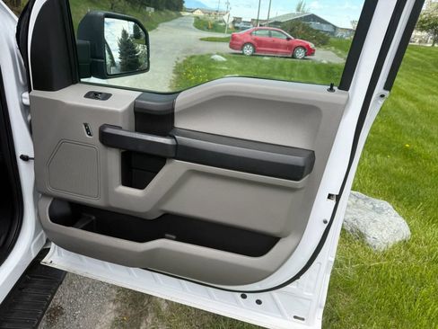 Used 2017 Ford F150 XL w/ XL Power Equipment Group AWD/4WD image 12