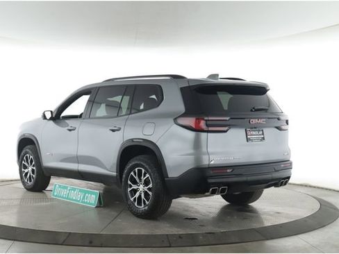 Used 2024 GMC Acadia AT4 w/ Luxury Package AWD/4WD image 8