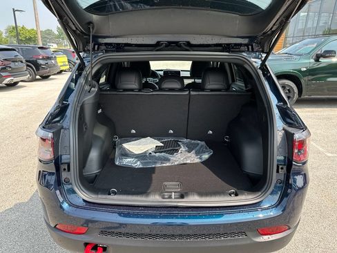 New 2026 Jeep Compass Trailhawk AWD/4WD image 10