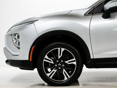 Used 2023 Mitsubishi Eclipse Cross SE image 26